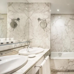Hotel Ercilla Lopez de Haro 5* Улучшенный номер с различными типами кроватей
