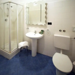 Hotel Mediterranee ванная