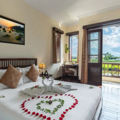 Отель Hoi An Riverside Resort & Spa 4* Номер Делюкс с различными типами кроватей