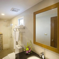 Chabana Kamala Hotel 4* Улучшенный номер с двуспальной кроватью фото 11