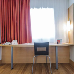 Отель Ibis Madrid Centro удобства в номере
