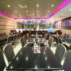 Oasis Deira Hotel гостиничный бар