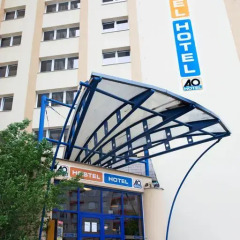 Отель a&o Prag Metro Strizkov вид на фасад фото 3