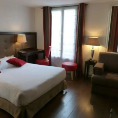 Отель Hôtel Little Regina 2* Стандартный номер с двуспальной кроватью