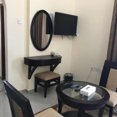Отель Al Smou Hotel Apartments ОАЭ, Аджман - отзывы, цены и фото номеров - забронировать отель Al Smou Hotel Apartments онлайн удобства в номере фото 2
