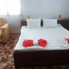 Отель Guest House AHP Стандартный номер фото 8