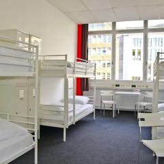 Check In Hostel Berlin Кровать в общем номере с двухъярусной кроватью фото 11