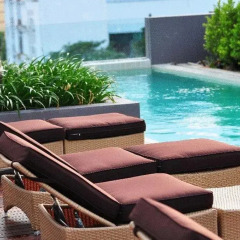 Отель Page 10 Hotel & Restaurant Таиланд, Паттайя - отзывы, цены и фото номеров - забронировать отель Page 10 Hotel & Restaurant онлайн бассейн фото 3
