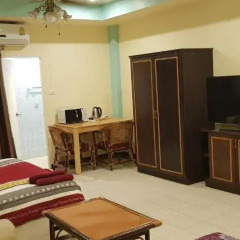 Апартаменты Parinya's Apartment Паттайя в номере