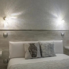 Отель Hostal Met Madrid спа