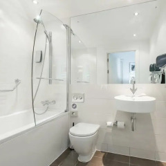 Отель PREMIER SUITES Manchester ванная