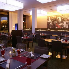 Отель Meliá Düsseldorf
