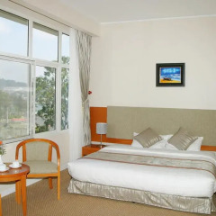 Отель Muong Thanh Da Lat 3* Номер Делюкс с различными типами кроватей фото 2