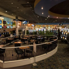 Prestige Treasure Cove Hotel & Casino развлечения