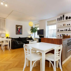 Отель Veeve - The Heart of Soho, 1 Bed near Oxford Street в номере