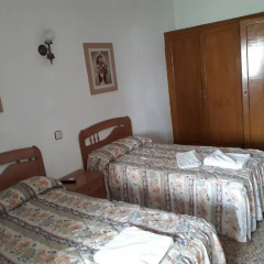 Отель Hostal Pineda Номер категории Эконом с различными типами кроватей фото 4
