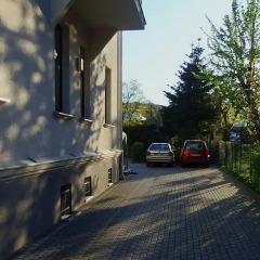 Отель Sopot Sleeps - Sopot Suite парковка