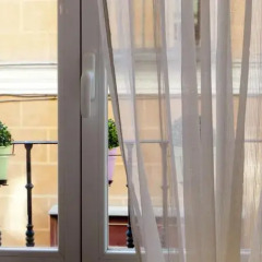 Отель Thc Hostal Latina Мадрид балкон