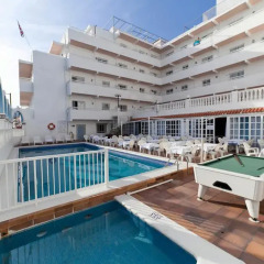 Отель Apartamentos Lux Mar Испания, Ивиса - отзывы, цены и фото номеров - забронировать отель Apartamentos Lux Mar онлайн бассейн