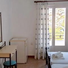Galini Hotel сейф в номере