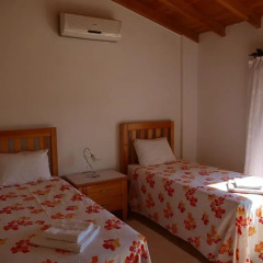 Отель Moonstone House Стандартный номер фото 3