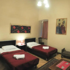 Отель Family Guest House Old Street Номер категории Эконом с 2 отдельными кроватями фото 3