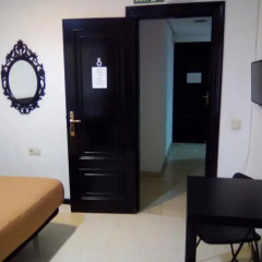 Отель Reina 12 Guest House 3* Стандартный номер с различными типами кроватей фото 2