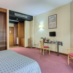 Hotel Petra 3* Стандартный номер с двуспальной кроватью фото 7