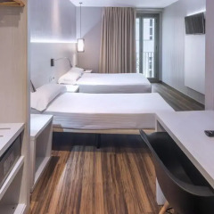 Отель Hostal Operaramblas Барселона детские мероприятия