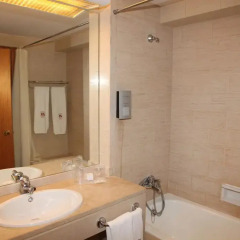 Hotel Miracorgo 4* Стандартный номер с различными типами кроватей фото 5