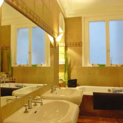 Отель 2 Separated Bedrooms near Notre Dame Франция, Париж - отзывы, цены и фото номеров - забронировать отель 2 Separated Bedrooms near Notre Dame онлайн ванная
