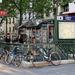Отель Hipotel Paris Bastille Saint Antoine Франция, Париж - 1 отзыв об отеле, цены и фото номеров - забронировать отель Hipotel Paris Bastille Saint Antoine онлайн спортивное сооружение