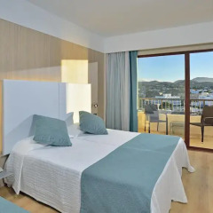 Отель Alua Hawaii Ibiza 4* Стандартный номер с различными типами кроватей фото 4