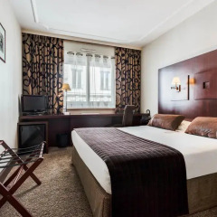 Отель Hôtel Le Roosevelt 4* Стандартный номер с различными типами кроватей фото 4