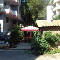 Hotel Whispers Голем фото 5