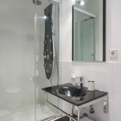 Отель Madrid Center Suites ванная фото 2