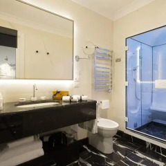 Отель GKK Exclusive Private Suites Люкс с различными типами кроватей фото 11