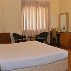 Rush Inn Hotel 2* Стандартный номер с двуспальной кроватью фото 3