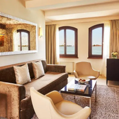 Отель San Clemente Palace Kempinski Venice 5* Представительский люкс с различными типами кроватей фото 3