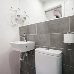 Отель Hostal CC Malasaña Стандартный номер с различными типами кроватей фото 11