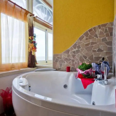 Hotel Estate 4* Люкс с разными типами кроватей фото 44