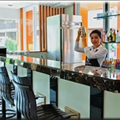 Отель Marsi Pattaya Таиланд, Паттайя - отзывы, цены и фото номеров - забронировать отель Marsi Pattaya онлайн гостиничный бар