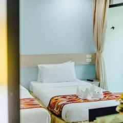 Отель Karon Whale Resort 3* Стандартный номер с двуспальной кроватью фото 4