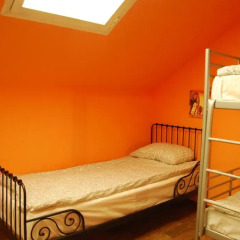 Хостел ROYAL HOSTEL 905 Кровать в общем номере с двухъярусной кроватью фото 15