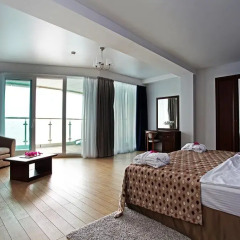 Hotel SANREMO by UNDERSUN 3* Апартаменты Премиум с разными типами кроватей фото 6