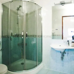 VIP Hotel Стандартный номер двуспальная кровать фото 5