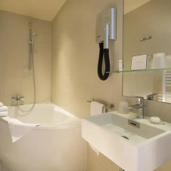 Отель Hôtel Palais De Chaillot 3* Улучшенный номер с 2 отдельными кроватями