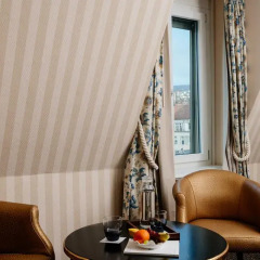 Small Luxury Hotel Ambassador Zürich 4* Номер Делюкс с двуспальной кроватью фото 5