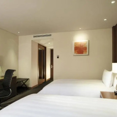 Lotte City Hotel Gimpo Airport 4* Стандартный номер с различными типами кроватей фото 4