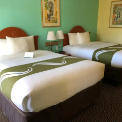 Отель Quality Inn Sarasota North 2* Стандартный номер с различными типами кроватей фото 2